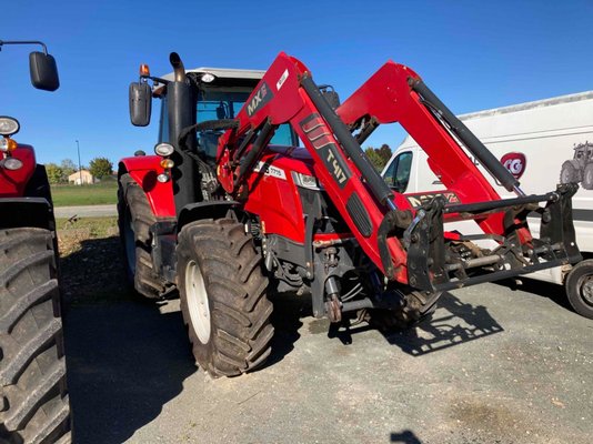 Tracteur agricole - 7715