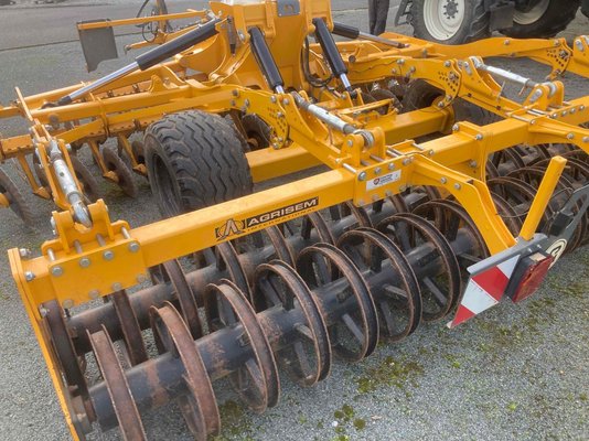 Déchaumeur rapide à disques Agrisem DISC-O-MULCH 4.5M SERIE R TRAINEE