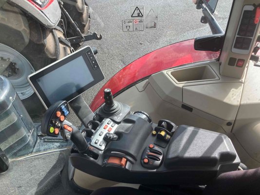 Tracteur agricole Massey Ferguson 8732 Dyna-VT EXCLUSIVE