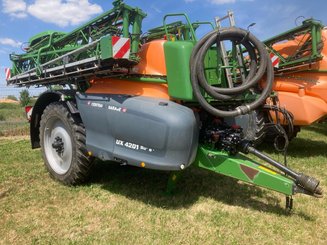 Pulvérisateur traîné Amazone UX4201 - 1