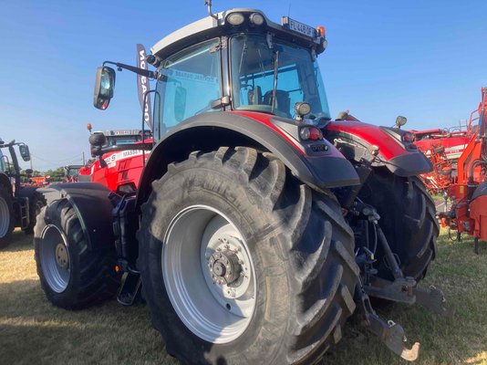 Tracteur agricole Massey Ferguson 8740