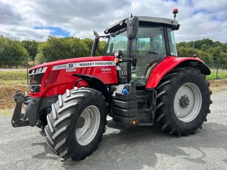 Tracteur agricole Massey Ferguson 7715 - 1