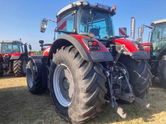 Tracteur agricole Massey Ferguson 8740