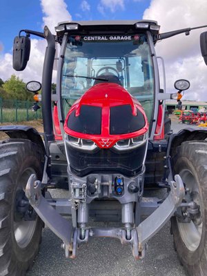 Tracteur agricole Massey Ferguson 5S.145 DYNA-6 EFFICIENT