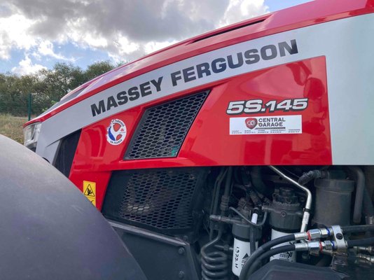 Tracteur agricole Massey Ferguson 5S.145 DYNA-6 EFFICIENT