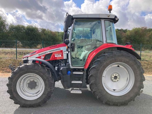 Tracteur agricole Massey Ferguson 5S.145 DYNA-6 EFFICIENT