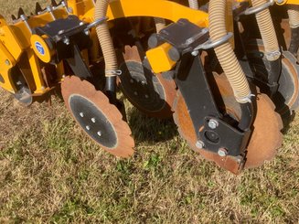 Semoir en ligne conventionnel Agrisem MULTI TILLAGE - 4