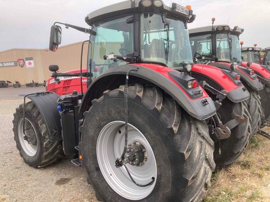 Tracteur agricole Massey Ferguson MF 8740S Dyna-VT_NEW EXCLUSIVE