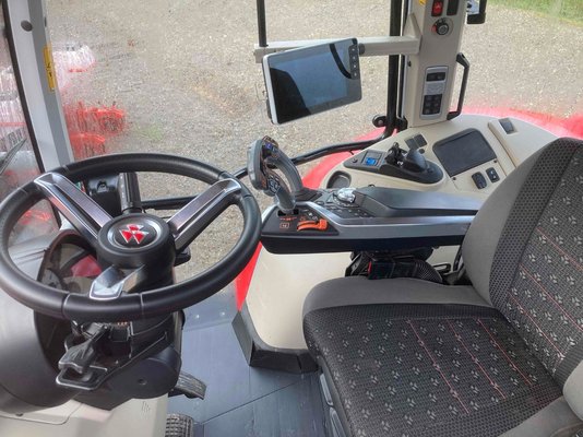 Tracteur agricole Massey Ferguson 7S.165 Dyna-VT EXCLUSIVE