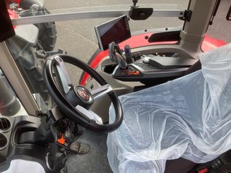 Tracteur agricole Massey Ferguson 8S.205 Dyna-7 EXCLUSIVE - 4