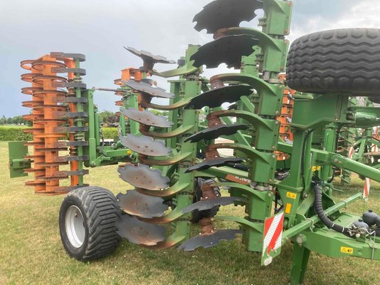 Déchaumeur rapide à disques Amazone Certos 