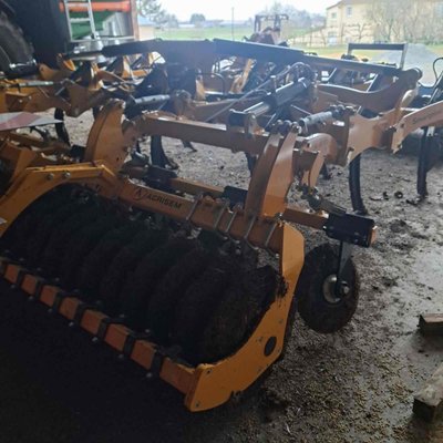 Déchaumeur à dents Agrisem SMARTPLOW 4M REPLIABLE PORTE