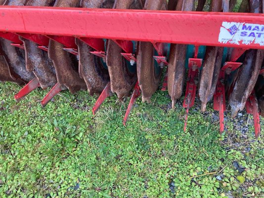 Déchaumeur à dents Kverneland CLCPRO3M