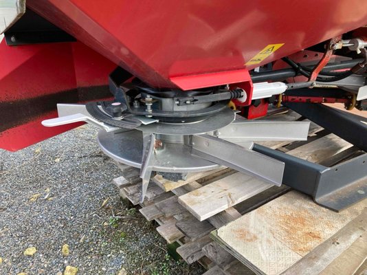 Distributeur d'engrais Vicon ROTAFLOW