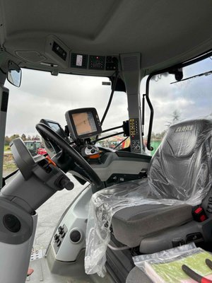 Tracteur agricole Claas AXION 850