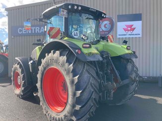 Tracteur agricole Claas AXION 850 - 6