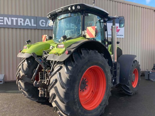 Tracteur agricole Claas AXION 850