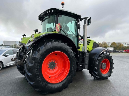 Tracteur agricole Claas AXION 850