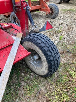 Faucheuse conditionneuse Massey Ferguson DM 306 TR-KC Faucheuse à disques