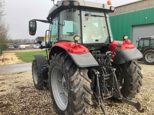 Tracteur agricole Massey Ferguson MF 5713 S