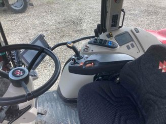 Tracteur agricole Massey Ferguson MF 5713 S - 3