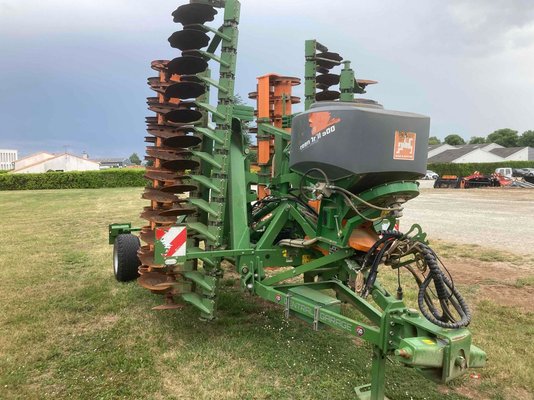 Déchaumeur rapide à disques Amazone CATROS+ 6002