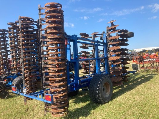 Déchaumeur rapide à disques Souchu Pinet CARRYBRET 624