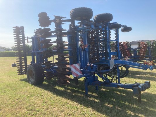 Déchaumeur rapide à disques Souchu Pinet CARRYBRET 624