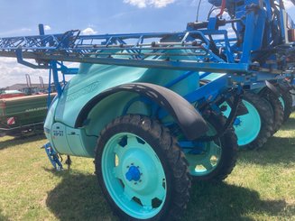 Pulvérisateur traîné Berthoud TENOR3537 - 3