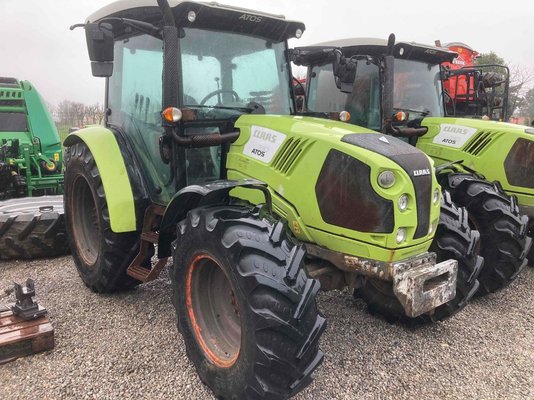 Tracteur agricole Claas ATOS 330