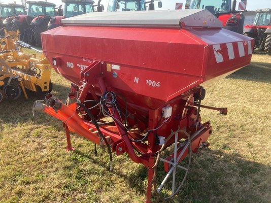 Semoir direct / TCS - FRONTTANK NS1904 M C