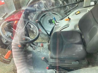 Tracteur agricole Massey Ferguson MF 3635 S - 3