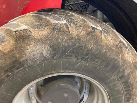 Tracteur agricole Massey Ferguson MF 8730