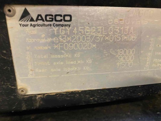 Tracteur agricole Massey Ferguson MF 8730