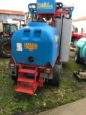 Pulvérisateur vigne Bertoni TRS