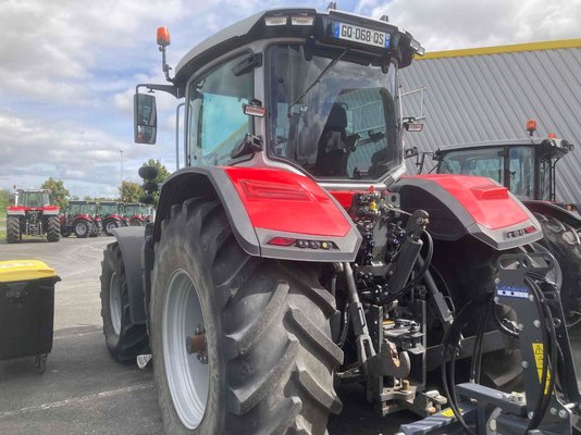 Tracteur agricole Massey Ferguson 8S.245 Dyna-7 EXCLUSIVE