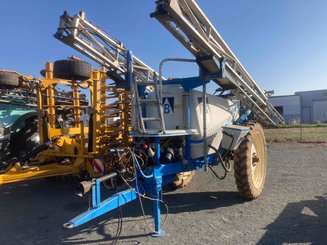 Pulvérisateur traîné Blanchard ATLANTIQUE27 - 2