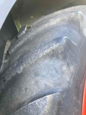 Tracteur agricole Claas ARION 550