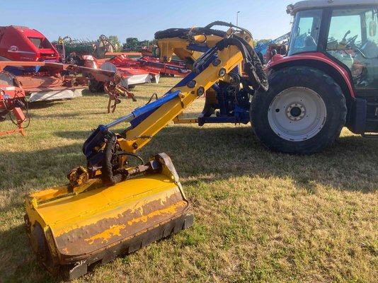 Tracteur agricole Massey Ferguson 7465