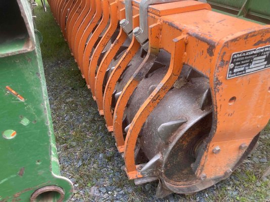 Semoir monograine Amazone ADP 403 Special + KG 403