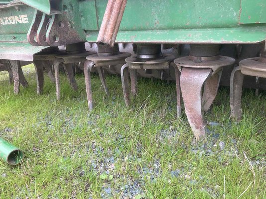 Semoir monograine Amazone ADP 403 Special + KG 403