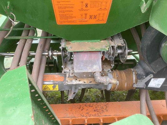 Semoir monograine Amazone ADP 403 Special + KG 403