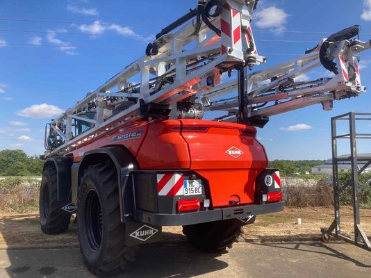 Pulvérisateur automoteur Artec F40