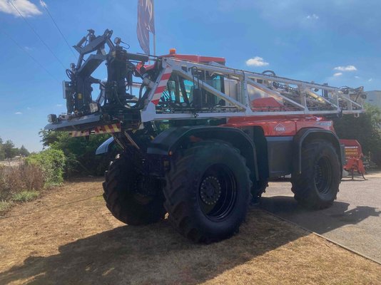 Pulvérisateur automoteur Artec F40