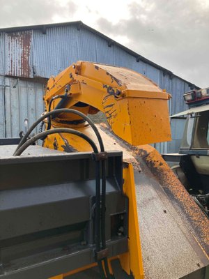 Désileuse pailleuse méllangeuse Lucas CASTOR+53G