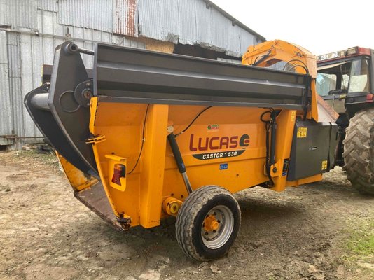 Désileuse pailleuse méllangeuse Lucas CASTOR+53G