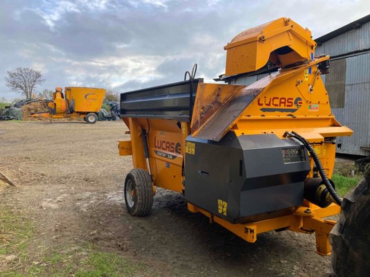 Désileuse pailleuse méllangeuse Lucas CASTOR+53G