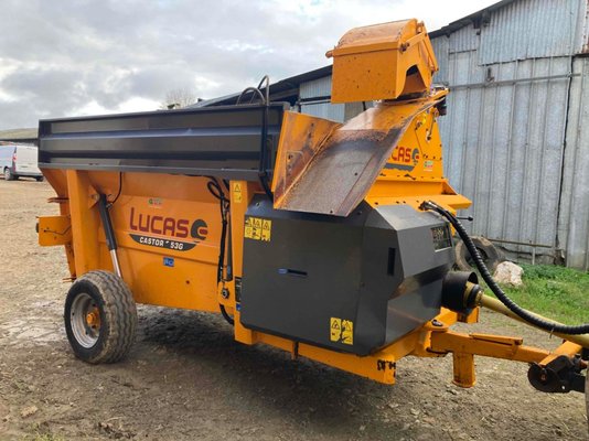 Désileuse pailleuse méllangeuse Lucas CASTOR+53G