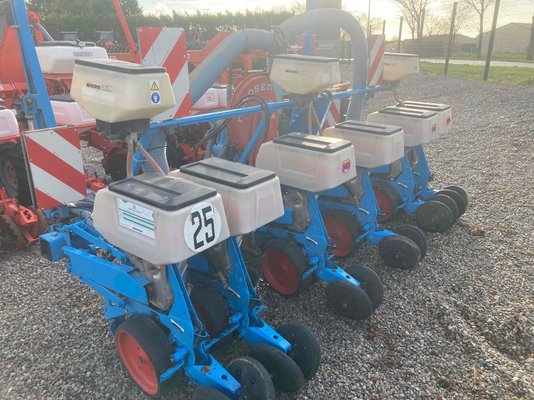 Semoir en ligne pneumatique Monosem NG+ 2