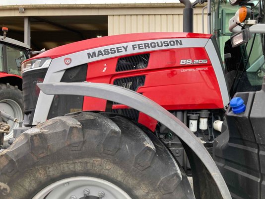 Tracteur agricole Massey Ferguson 8S.205 Dyna-VT EXCLUSIVE